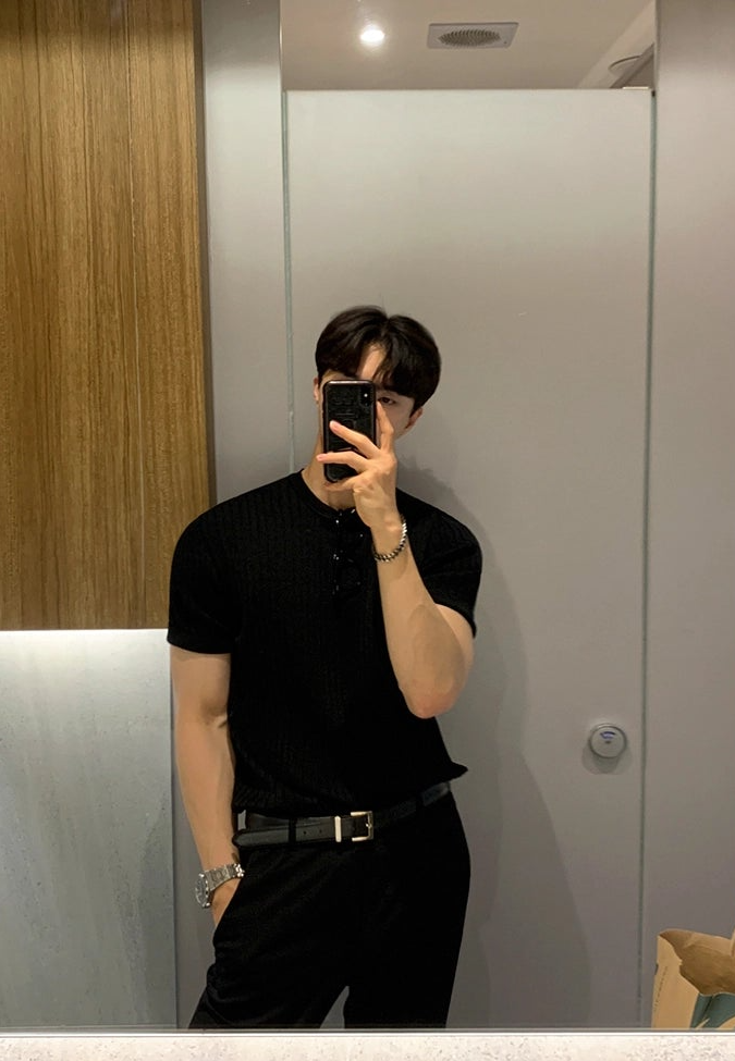 MRCYC High-End Round Neck Thin Striped Short-Sleeved Sweater